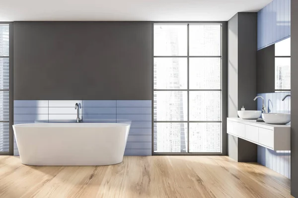 Interior Banheiro Moderno Com Azulejos Azuis Paredes Cinza Piso Madeira — Fotografia de Stock