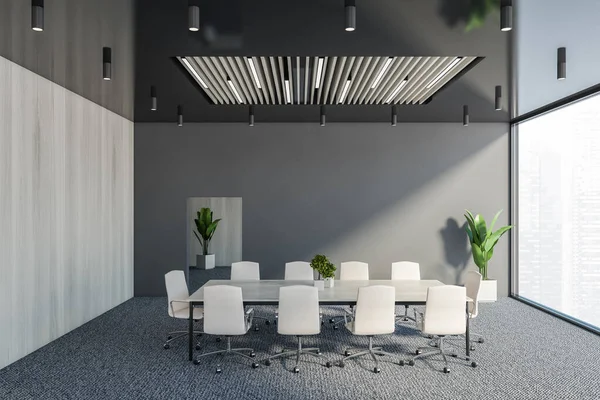 Gri ve ahşap duvarları, halılı zemini, beyaz sandalyeli uzun toplantı masası olan şık bir konferans odası. 3d oluşturma
