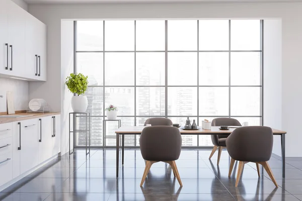 Interior Elegante Cocina Con Paredes Blancas Suelo Baldosas Gran Ventana —  Fotos de Stock