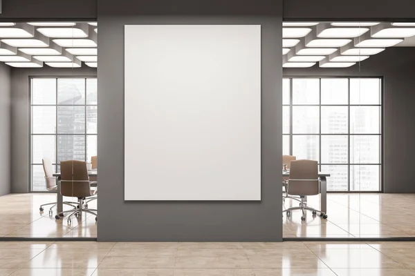 白い壁 タイル張りの床 白い椅子と長い会議室の近代的な会議室のインテリア 縦型のモックアップポスター 3Dレンダリング — ストック写真