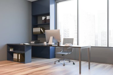 Gri duvarları, ahşap zemini, beyaz perdeli panoramik penceresi ve bilgisayar masası olan minimalist CEO ofisinin köşesi. 3d oluşturma