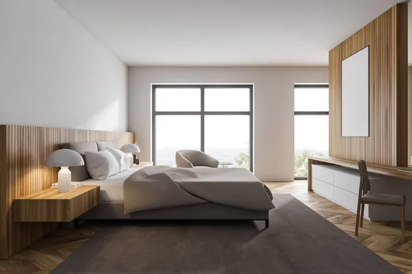 侧视图现代卧房与白色的墙壁 木制地板 舒适的国王尺寸的床和扶手椅 3D渲染 — 图库照片