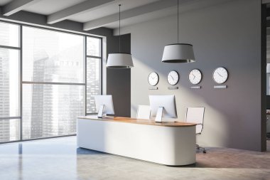 Modern ofis bekleme odasının köşesinde gri duvarlar, beton zemin, beyaz resepsiyon masası ve dünya sermaye saati olan saatler. Bulanık şehir manzaralı bir pencere. 3d oluşturma