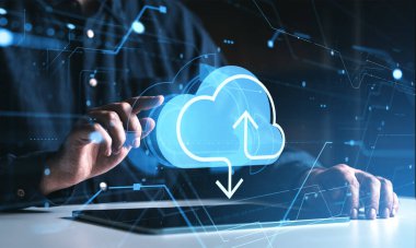 Parlayan bulut depolama simgeleri ve dijital elementlere sahip bir tablet kullanan kişi, fütüristik stil, koyu arkaplan, çevrimiçi veri yönetimi kavramı