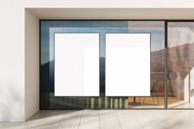 Modern cam mağazasında iki dikey beyaz poster modeli, temiz mimari stil, yansıtan manzara, açık hava reklamcılığı konsepti, 3D görüntüleme.