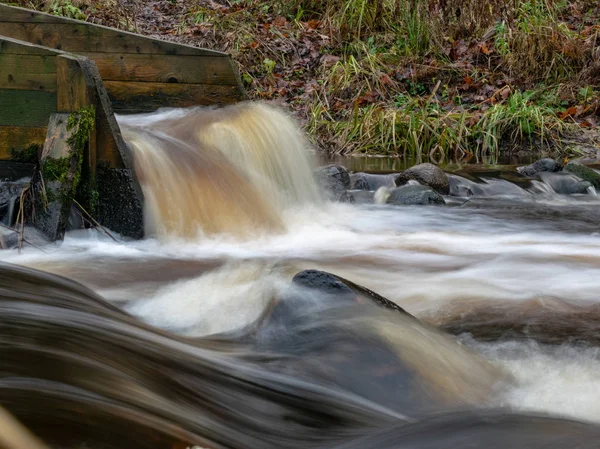 Foto Larga Exposición Para Pequeño Río Latvia — Foto de Stock