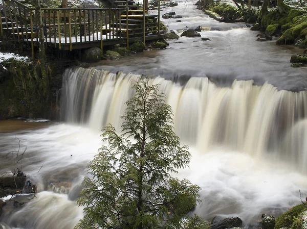 Lange Blootstelling Foto Van Waterval Uitzicht Prachtige Waterval Ieriki Letland — Stockfoto