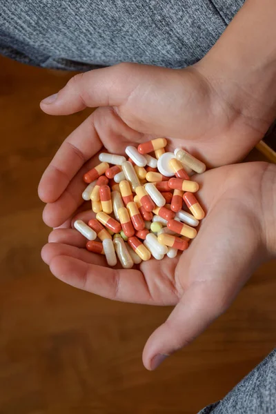 Picture Human Hands Holding Medicine Pills Capsules — Stock Photo, Image