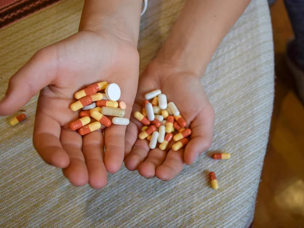 Picture Human Hands Holding Medicine Pills Capsules — Stock Photo, Image