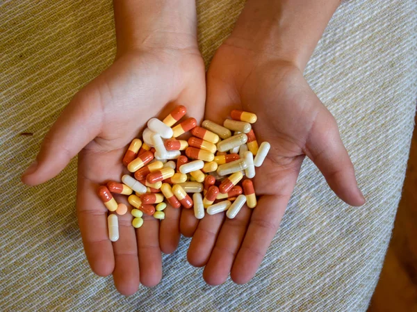 Picture Human Hands Holding Medicine Pills Capsules — Stock Photo, Image