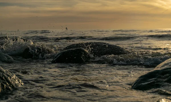 Defocused Σύννεφα Πάνω Από Βαλτική Θάλασσα Μετά Ηλιοβασίλεμα Κατά Διάρκεια — Φωτογραφία Αρχείου