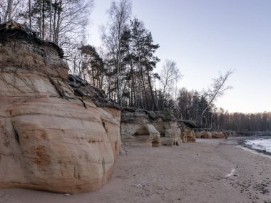 Renkli ve güzel soyut kumtaşı duvar çıkıntıları