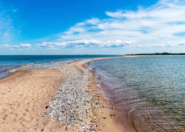 전통적 풍경으로 모래와 알록달록 바다와 리아드 보호구역 에스토니아 발트해 — 스톡 사진