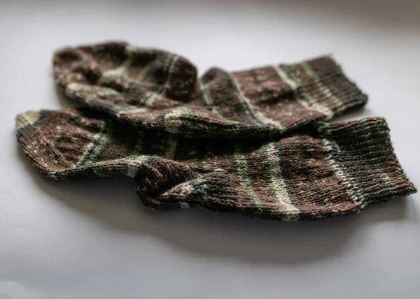 Schöne Bunte Gestrickte Socken Handarbeiten — Stockfoto