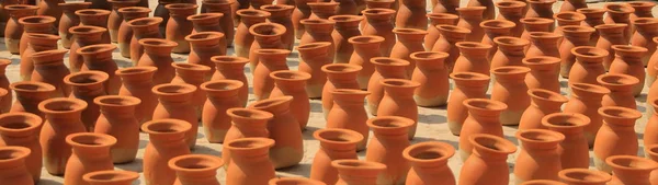 Stacks of clay flowerpots in Kathmandu, Nepal — Stock Photo, Image