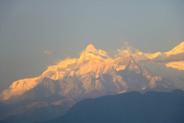 Gece manzarası, gün batımı at Annapurna Sıradağları, Pokhara, Nepal
