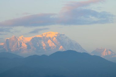 Gece manzarası, gün batımı at Annapurna Sıradağları, Pokhara, Nepal