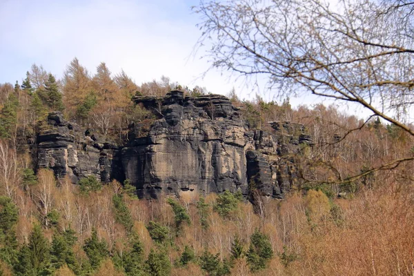 La cordillera llamada Elba Bohemian Sandstone Mountains en Alemania / República Checa — Foto de Stock