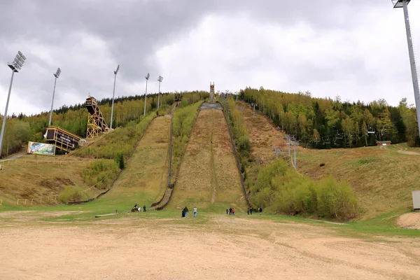 Vue du saut à ski Harrachov en été — Photo