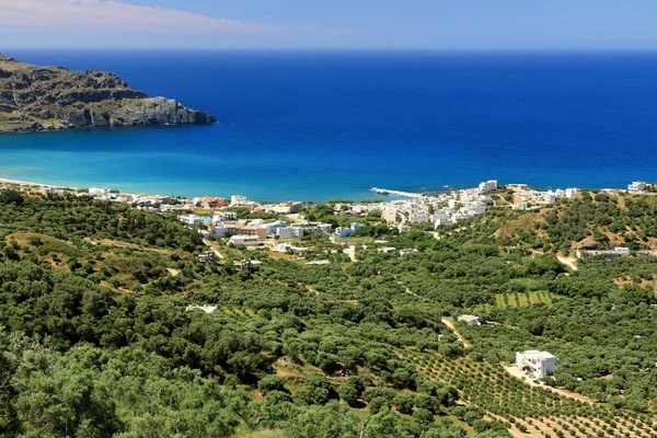 Ön Kreta, vackra beach och fiskebyn Plakias. Grekland — Stockfoto