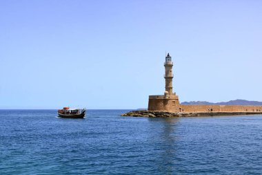 Venedik limanı ve Akdeniz'de Gezen Gezi teknesi, Girit, Yunanistan