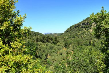 Kollita geçitlerinde patika (Moudriano, Poros, Moundros geçidi), Girit, Yunanistan