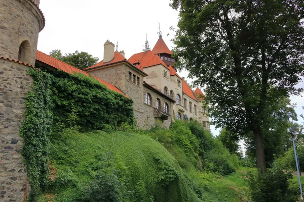 Burg hnevin in der Stadt am meisten in der Tschechischen Republik — Stockfoto