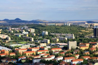 Çoğu daire blokları, Çek Rupublic post-komünist mimarisi, Hnevin Kalesi görünümü