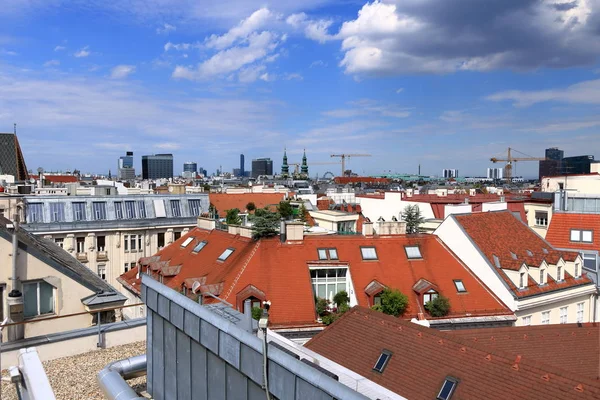 Vista da cidade de Viena a partir do telhado, Áustria — Fotografia de Stock