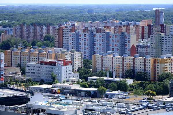 Felülnézet lakástömbökben Pozsonyban, Szlovák Köztársaság — Stock Fotó