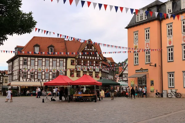 Korsvirkes romantik i den historiska staden Schmalkalden, Thüringen, Tyskland — Stockfoto