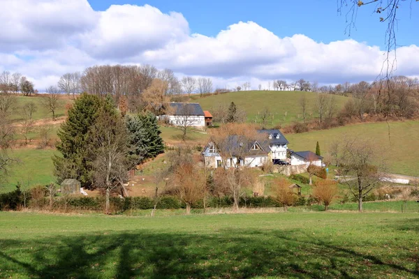 Une Jolie Maison Colombages Intégrée Dans Paysage Verdoyant Allemagne — Photo