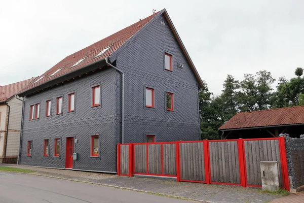 典型的なテューリンゲン ドイツの古い家の予定ファサード — ストック写真