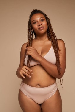 Afrikalı şişman kadın