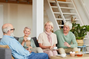 Son sınıflar toplanıyor.