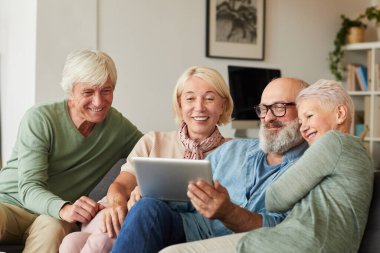 Tablet kullanan üst düzey kişiler