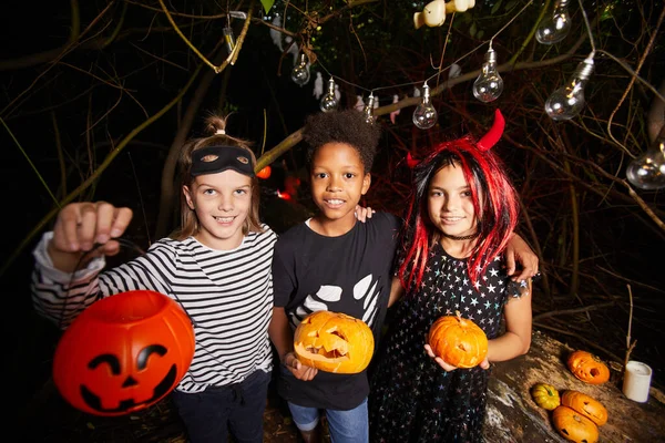 Children with pumpkins — Stock Photo, Image