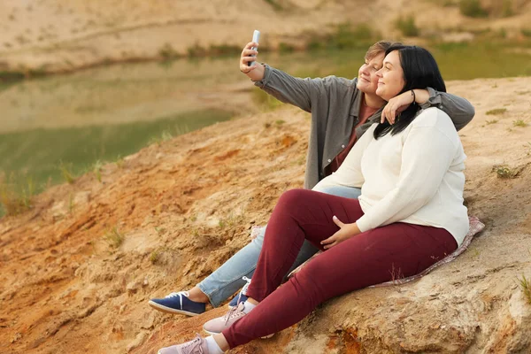 Selfie di coppia lesbica — Foto Stock