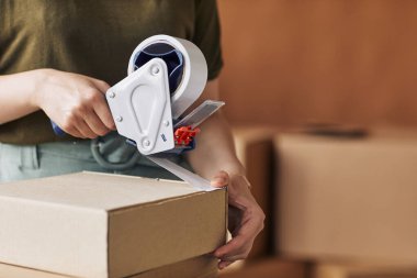 Kadın paketleme paketleri