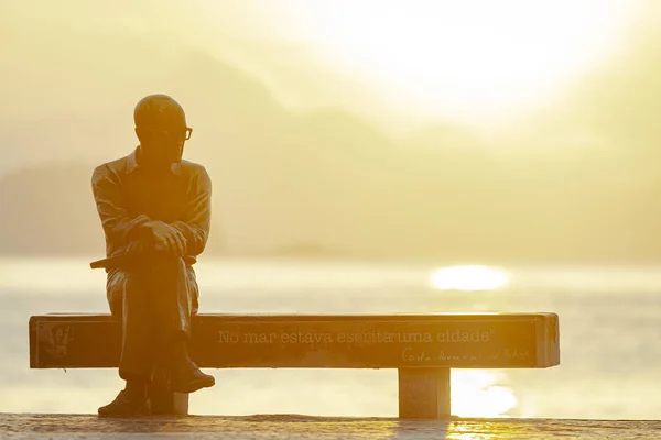 Rio Janeiro Statue Brazilian Poet Carlos Drummond Andrade Sitting Bench — Stock Photo, Image