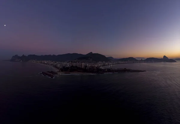 Amplio Panorama Aéreo Río Janeiro Con Arpoador Arponero Acantilado Paisaje — Foto de Stock