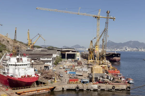 巴西里约热内卢 2015年8月14日 巴西里约热内卢码头 用于运输石油和天然气钻井平台的船舶组装 — 图库照片