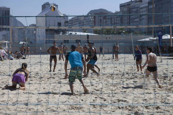 Rio Janeiro Brasil Agosto 2016 Grupo Mixto Personas Jugando Voleibol — Foto de Stock