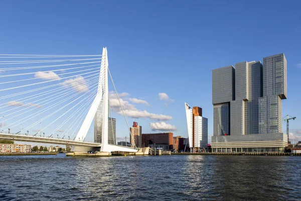 Cityscape Holland Város Rotterdam Magas Emelkedik Épületek Pénzügyi Negyed Kikötői — Stock Fotó