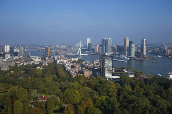Cityscape van het centrum van Rotterdam — Stockfoto