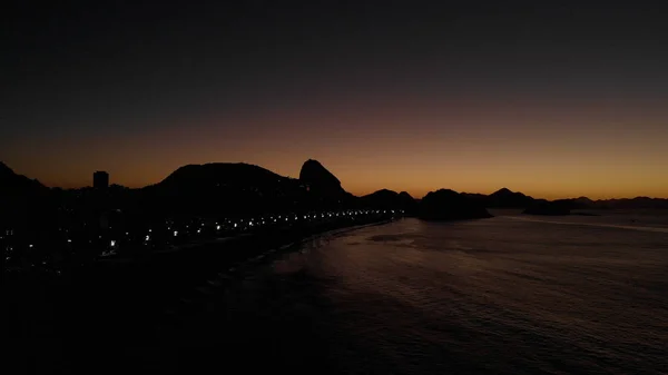 Aerial View Copacabana Beach Sugarloaf Mountain Silhouette First Light Dawn — Stockfoto