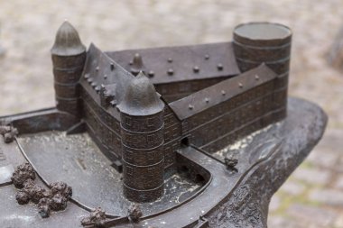 Wewelsburg, Almanya - 11 Eylül 2019: Wewelsburg Şatosu ve Müzesi 'nin bronz şekilli maketi