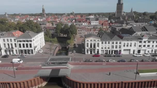 Aerial Tilt Showing Hanseatic Dutch City Zutphen Paisaje Urbano Ciudad — Vídeos de Stock