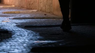 Marakeş şehrinde popüler bir sokak, Fas.
