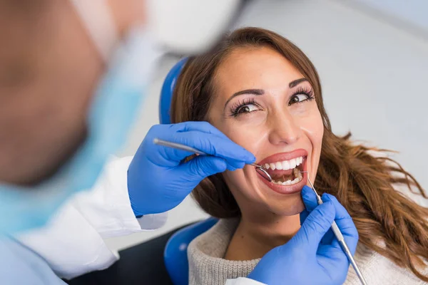 Young Confident Male Dentist Medical Treatment Female Patient Clinic Dental — Stock Photo, Image